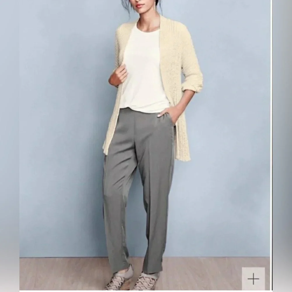 Eileen Fisher - Women's 100% Tencel twill tapered Ankle Pants olive pull on SZ M